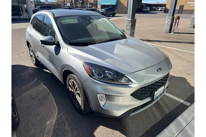 $21900 : Ford Escape 2022 SEL 4dr SUV image 7