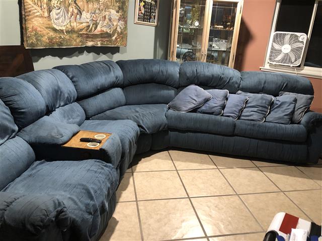 $500 : sectional con sofa bed image 1