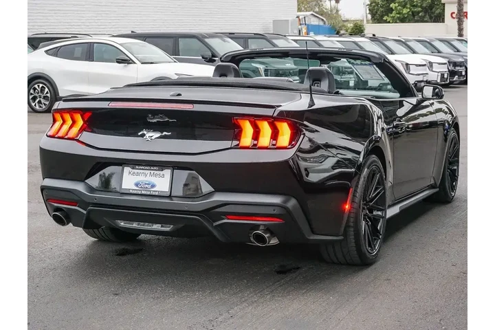 $31322 : Ford Mustang 2024 EcoBoost P image 8