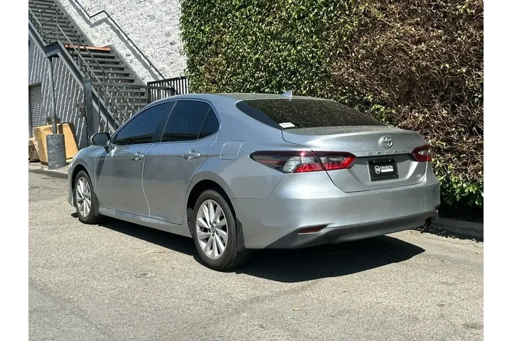 $22495 : Toyota Camry 2023 LE 4dr Sed image 5