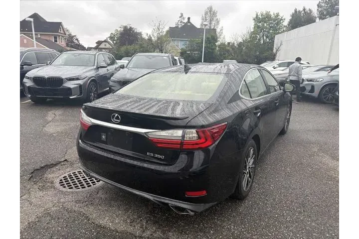 $22943 : Lexus ES 350 2016 4dr Sedan image 2