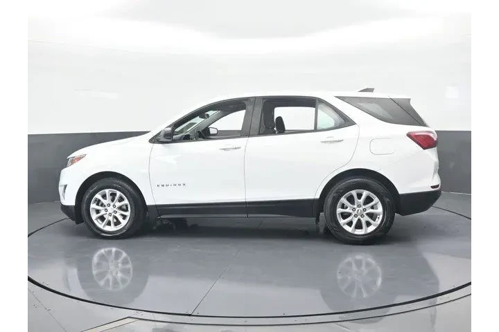 $14497 : Chevrolet Equinox 2021 LS 4d image 3