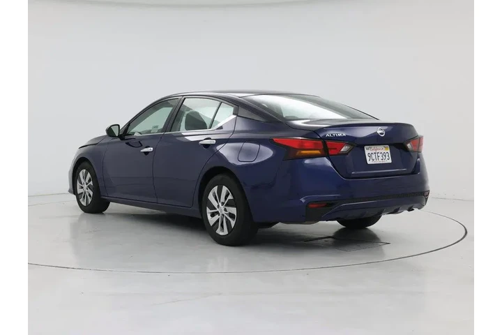 $18998 : Nissan Altima 2022 2.5 S 4dr image 2
