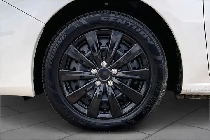 $15299 : Subaru Impreza 2019 AWD 2.0i image 9