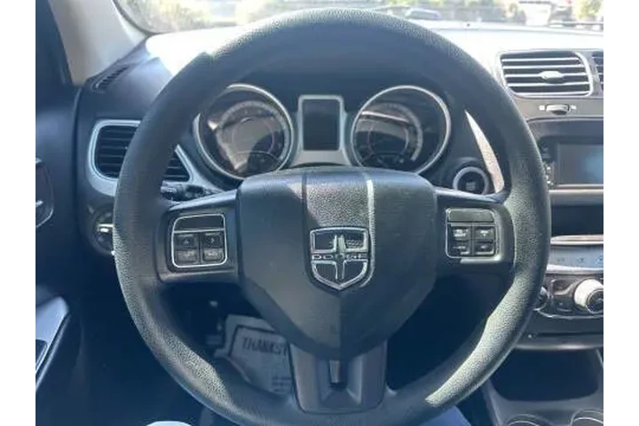 2018 Journey SXT image 3