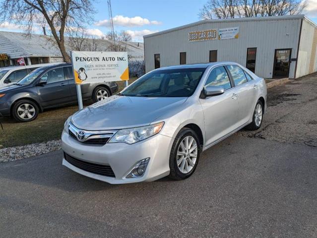 $10900 : 2014 Camry XLE image 2