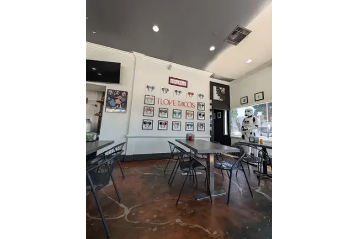 Se Busca Taquero Urgente image 3