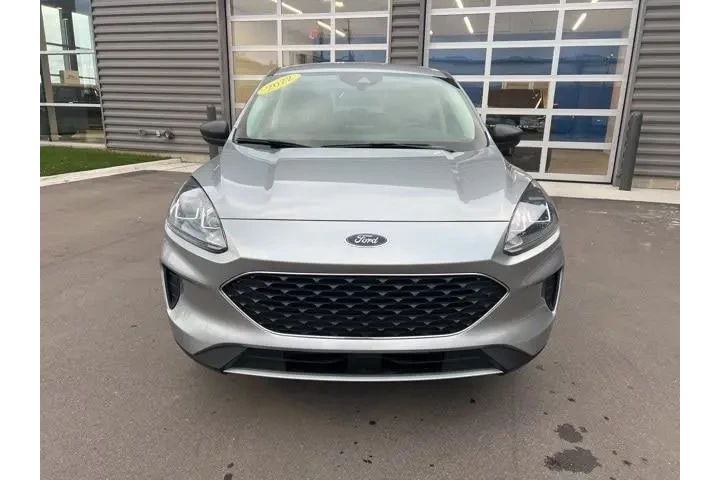 $20296 : Ford Escape 2022 AWD SE 4dr image 2