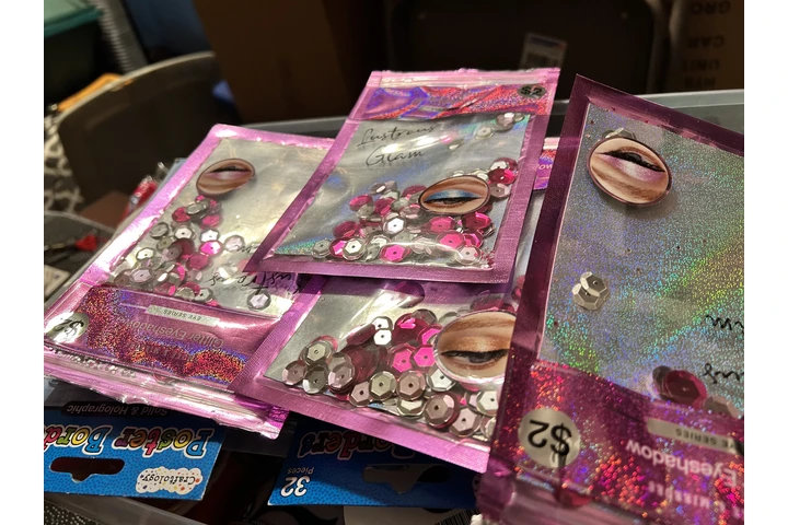 $100 : Silla de ruedas nueva, image 7