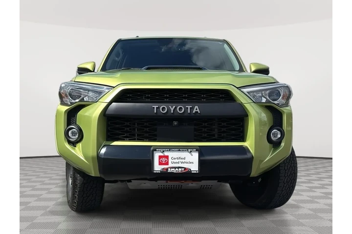 $46989 : Gold Certified 2022 4Runner T image 7
