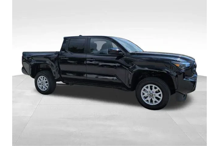 $32987 : Toyota Tacoma 2024 4x2 SR5 4 image 1