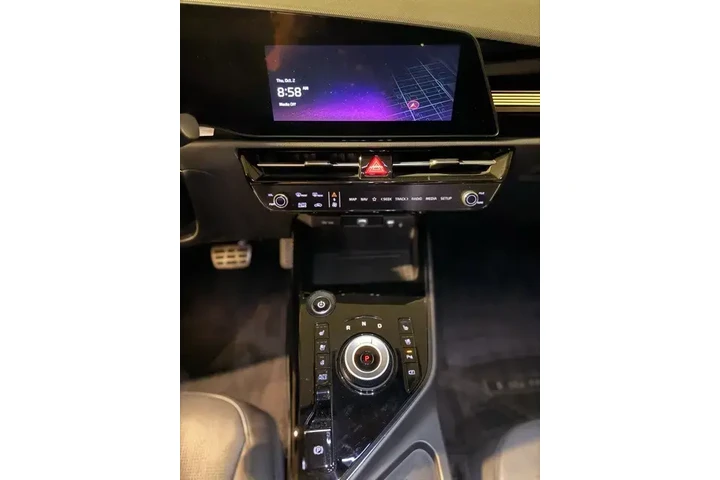 $32777 : Kia Niro EV 2025 Wave 4dr Cr image 10