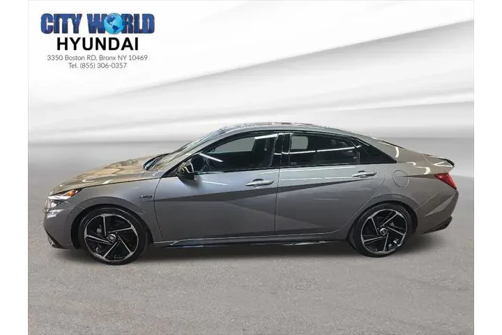 $21040 : Hyundai ELANTRA 2023 N Line image 2