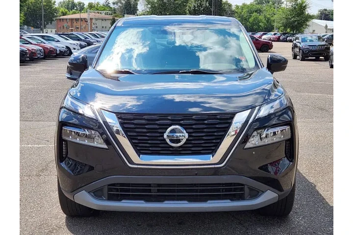 $15974 : 2021 Rogue SV image 7