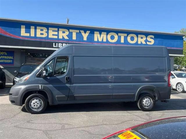 $18650 : 2019 RAM PROMASTER CARGO VAN image 4