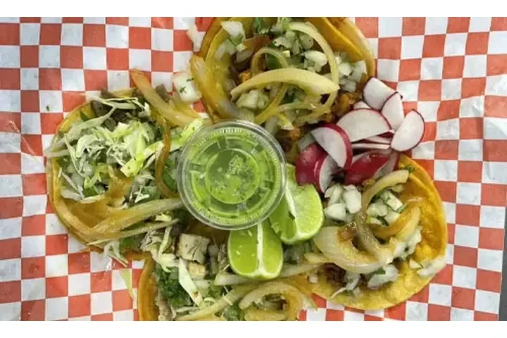 🌮 Auténticos Tacos image 5