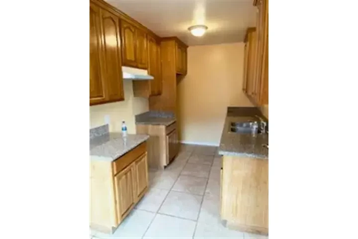 $2200 : LYNWOOD RENTO APTO. image 6