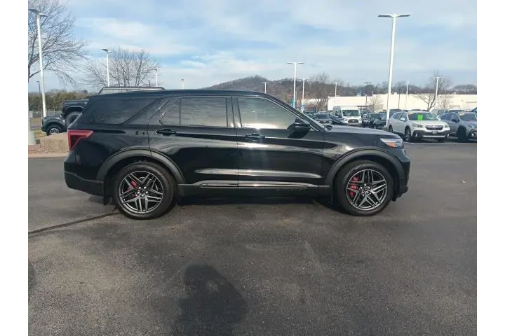 $34250 : Ford Explorer 2021 AWD ST 4d image 6