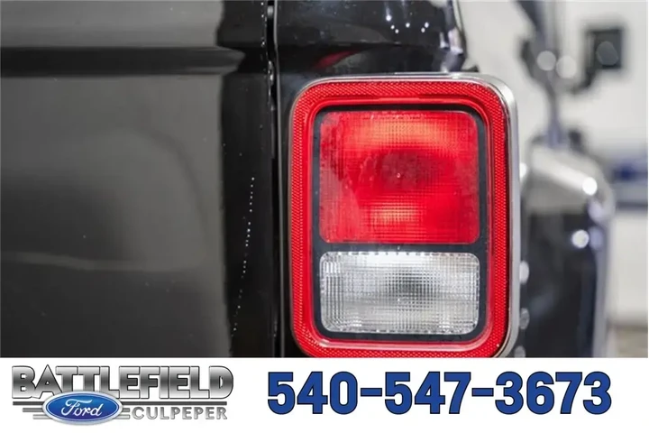 $23500 : Jeep Gladiator 2022 4x4 Spor image 6