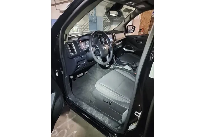 $29499 : Nissan Frontier 2023 4x4 S 4 image 6