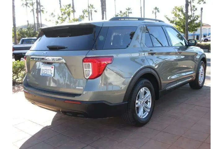 $17499 : Ford Explorer 2020 XLT 4dr S image 4