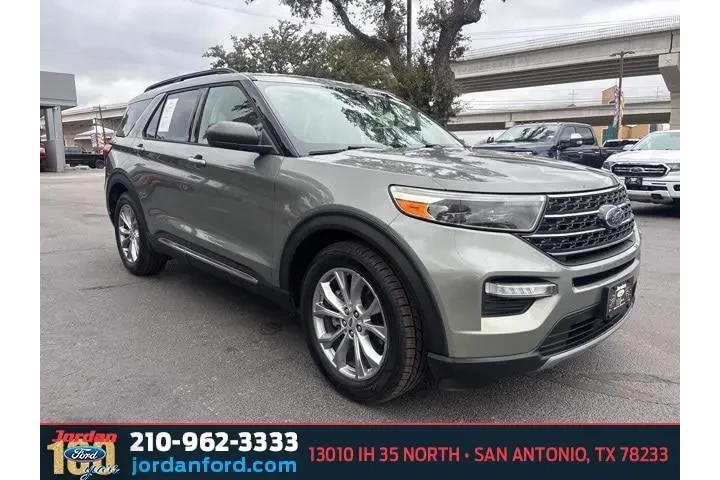 $17635 : Ford Explorer 2020 XLT 4dr S image 1