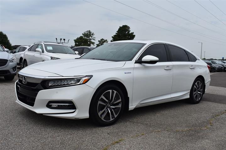 2018 Accord Hybrid Touring image 1