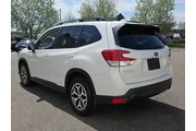$26998 : Subaru Forester 2023 AWD Pre thumbnail