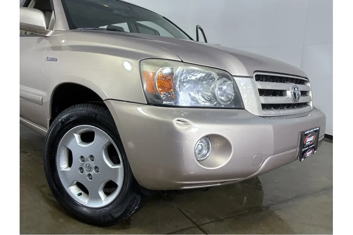 $10000 : 2005 Highlander Limited image 9