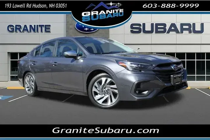 $36230 : Subaru Legacy 2025 AWD Touri image 1