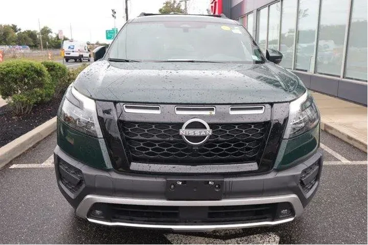$30992 : Nissan Pathfinder 2023 AWD R image 3