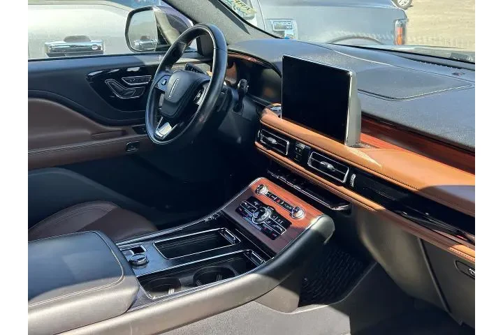 $38613 : Lincoln Aviator 2022 AWD Res image 8