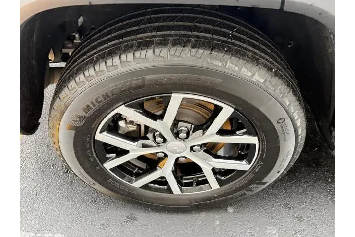 $36266 : Jeep Grand Cherokee L 2024 4 image 7