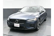 Volvo S60 2024 AWD B5 Core D en Long Island
