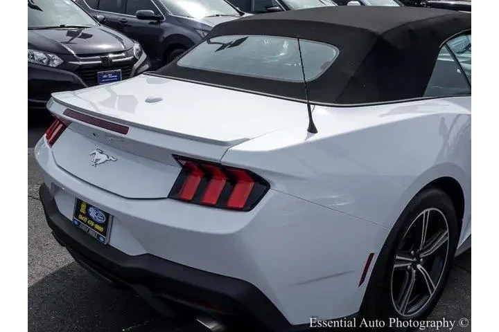 $34880 : Ford Mustang 2024 EcoBoost P image 9