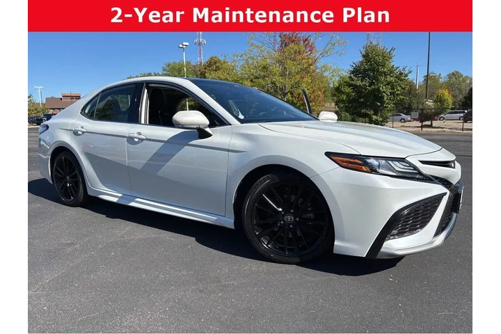 $27199 : Gold Certified2022 Camry XSE image 1