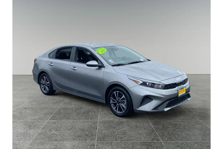 $23713 : Kia Forte 2024 image 7