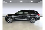 $29798 : Ford Explorer 2022 AWD XLT 4 thumbnail