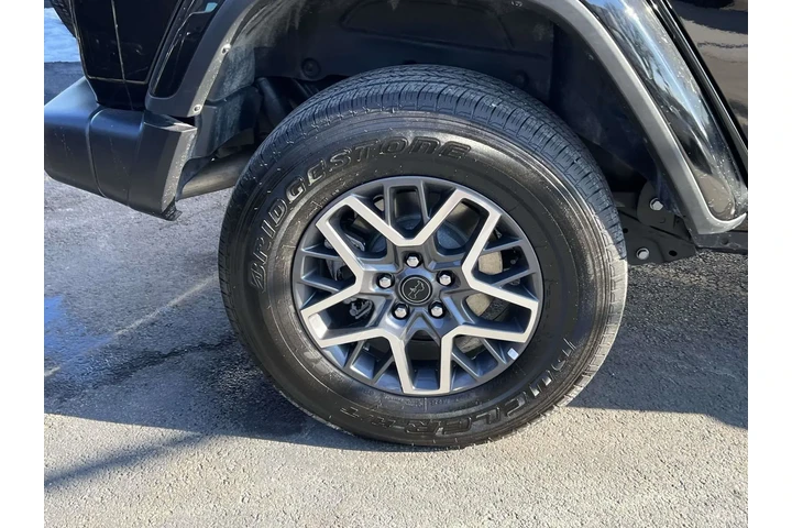 $36990 : Jeep Wrangler 2025 4x4 Sahar image 10