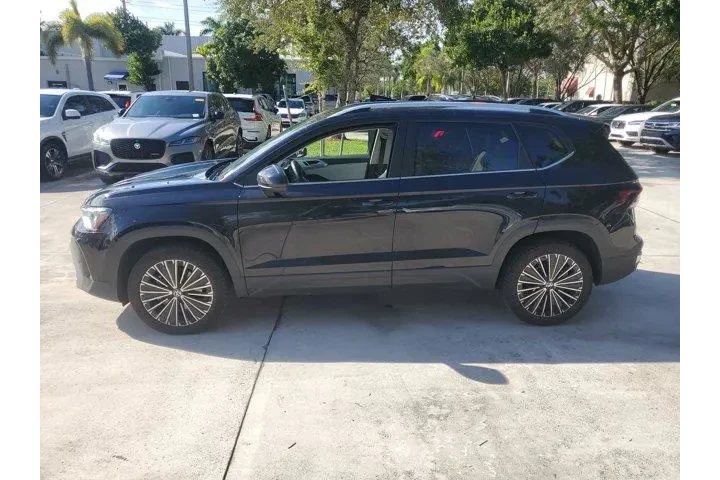 $25488 : Volkswagen Taos 2025 SE 4dr image 4