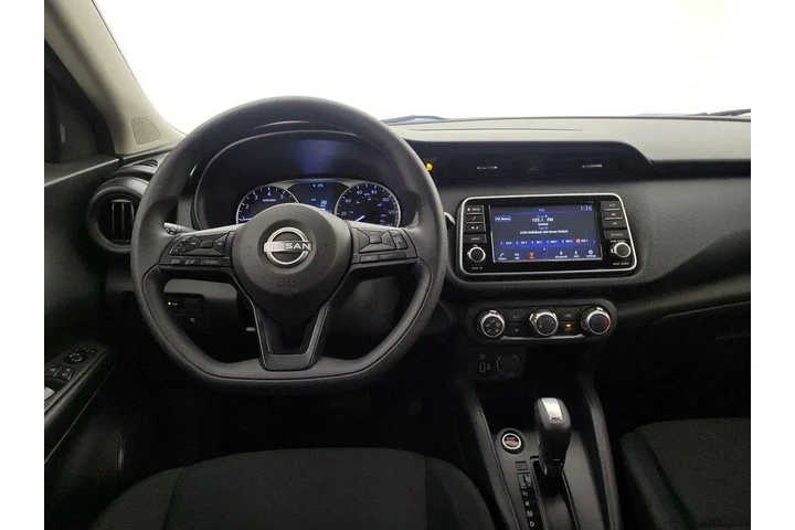 $18998 : Nissan Kicks 2024 S 4dr Cros image 10