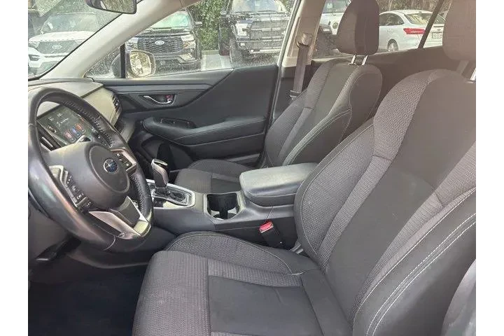 $23670 : Subaru Outback 2023 AWD Prem image 6