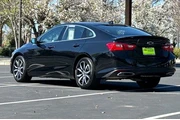 $21354 : Chevrolet Malibu 2025 RS 4dr thumbnail