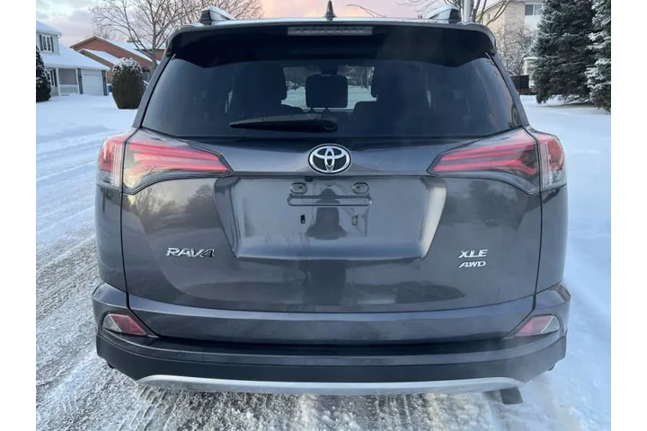 $18995 : 2017 RAV4 XLE image 6