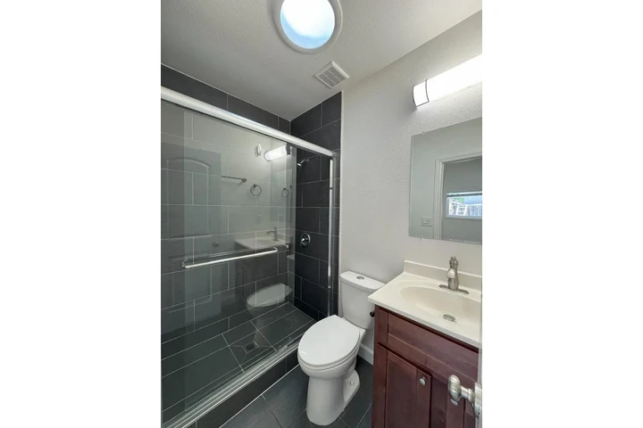 $3000 : MAYWOOD HERMOSA CASA image 4
