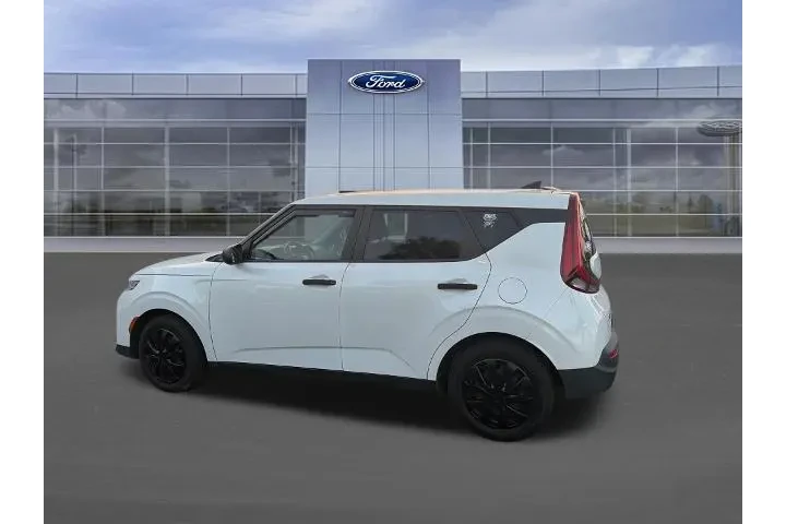 $15307 : Kia Soul 2021 LX 4dr Crossov image 9