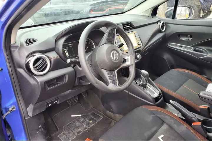 $17974 : Nissan Versa 2020 SR 4dr Sed image 9