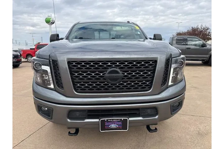 $26993 : Nissan Titan XD 2019 4x4 S 4 image 2