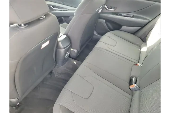 $20987 : Hyundai ELANTRA 2025 SE 4dr image 7