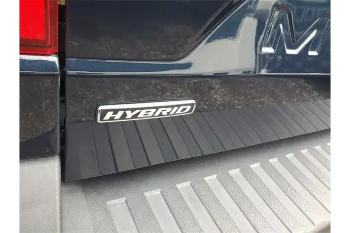 $27990 : Ford Maverick 2022 Lariat 4d image 5